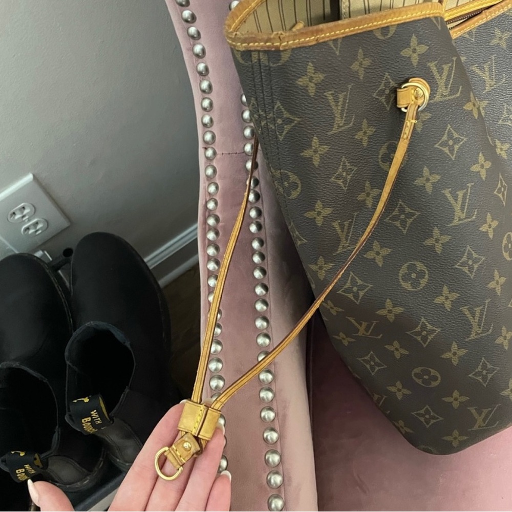 Louis Vuitton GM Never full - Picture 5 of 16